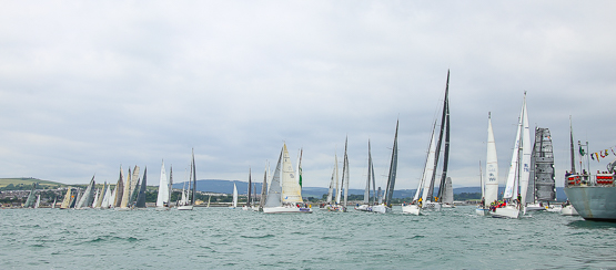 Round_Ireland_race_start