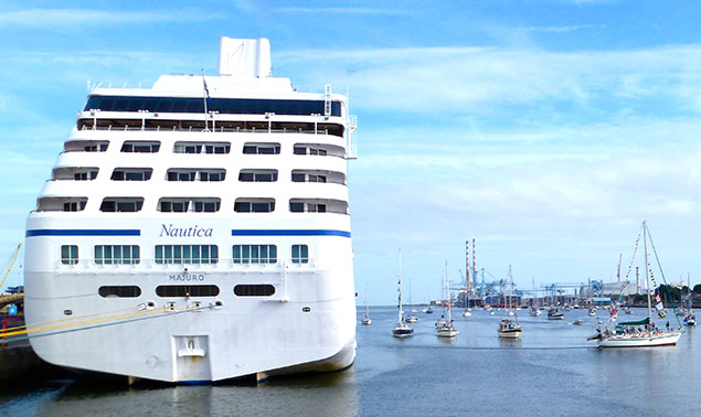 Cruise Liner Nautica in Dublin