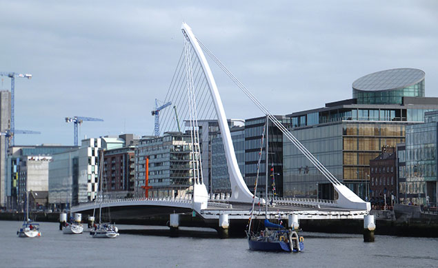 Samuel Beckett bridge opens for yachts