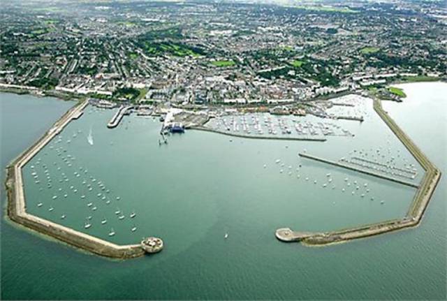 At a council meeting on Monday night, councillors unanimously agreed “serious risks for the local authority” had been raised in a due diligence report commissioned by the council into the position of Dún Laoghaire Harbour Company.