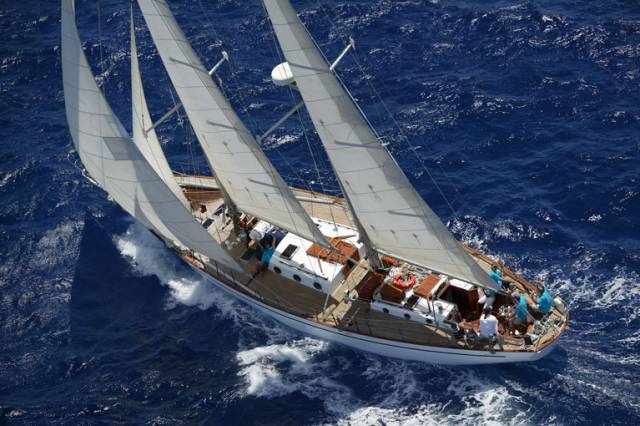 Spirit of Oysterhaven under full sail on starboard tack