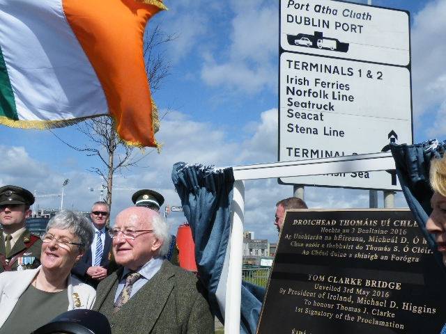 President Michael D Higgins today unveiled a plaque to ‘Tom Clarke Bridge’ officially the name of Dublin’s East-Link toll-lift bridge, the last bridge before the sea