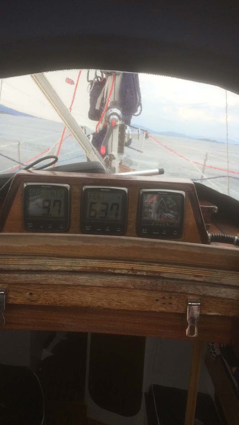 Hauling ass at 9.7 knots onboard 