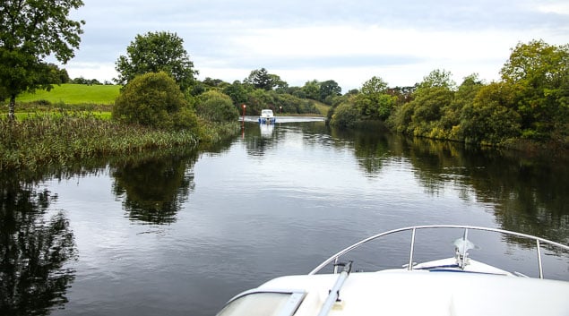 boats river shannon 2654