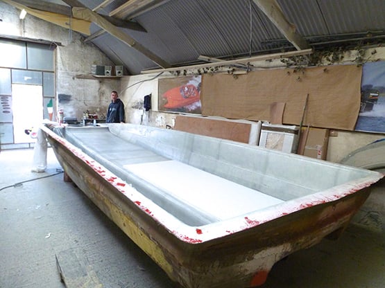 cathedral hull raceboat11