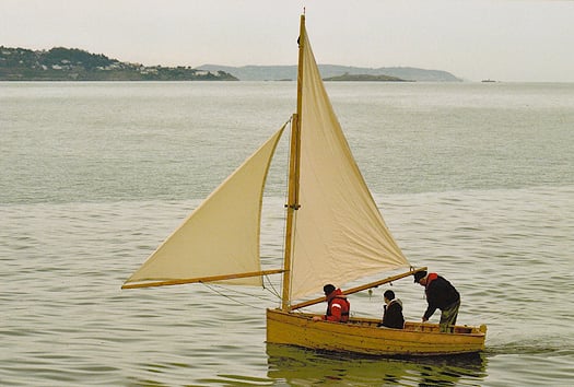 wooden boat droleen