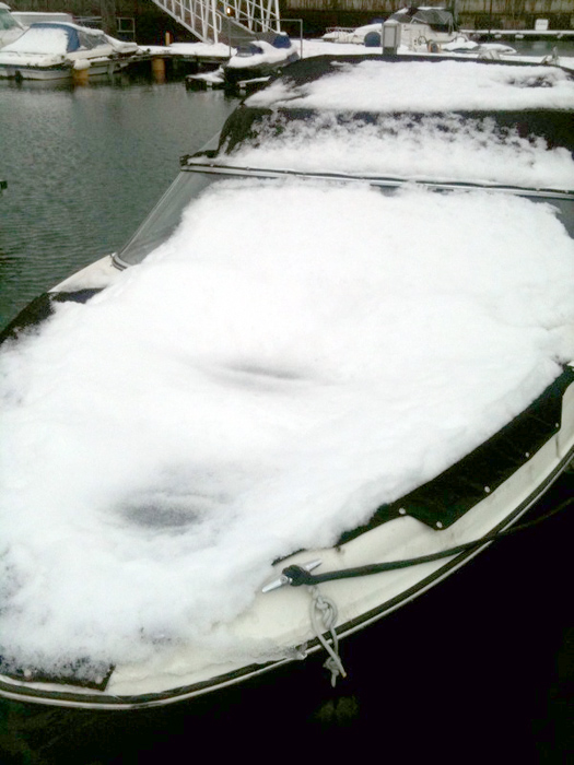 snowonboat