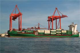 Elbetrader, one of ICG&#039;s containerships that operates for division EUCON on feeder services to and from Ireland to continental Europe