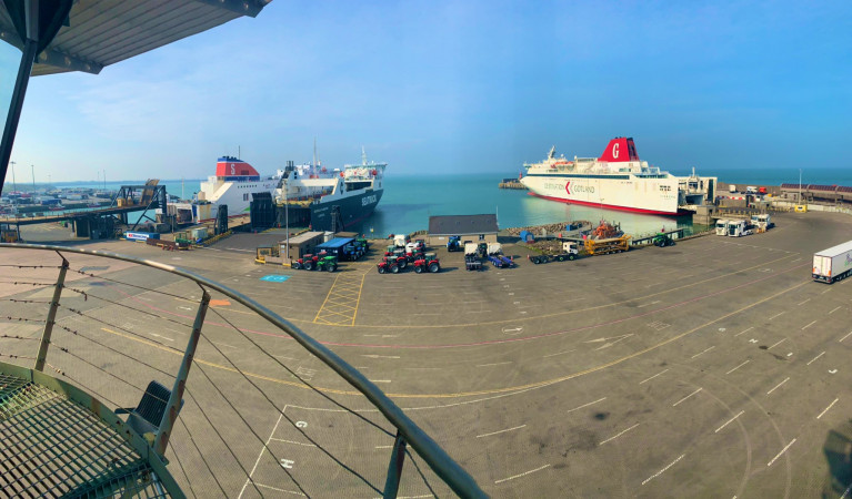 Rosslare Europort is featuring more heavily in Irish companies’ trade with continental Europe since Brexit with currently 36 ro-ro weekly sailings available. Above a recent scene at the Wexford port with Stena Horizon (Cherbourg route) MV Visborg (DFDS route to Dunkirk) and freight-only Seatruck Panorama (Afloat adds on charter to Stena's France route). All ferries were preparing to sail to the continent.