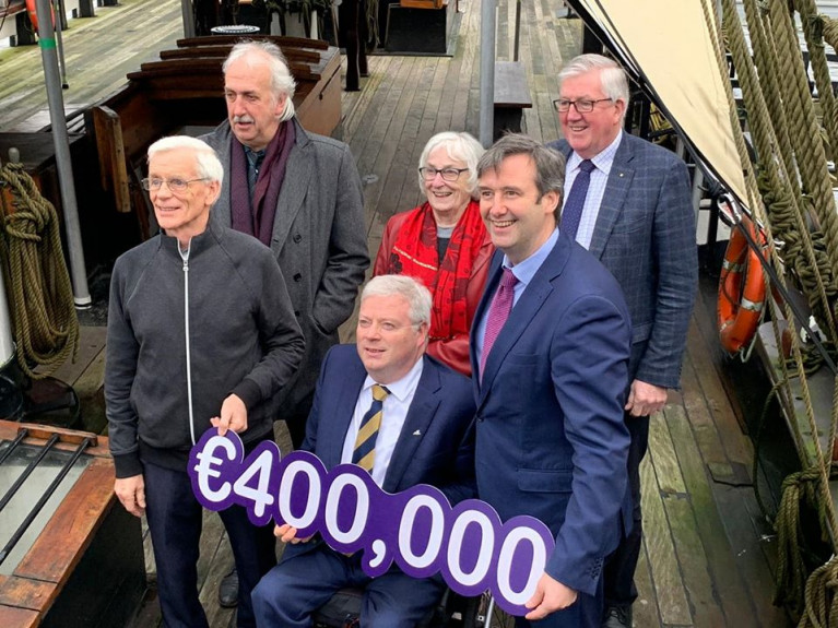 Minister Michael D’Arcy Jnr presenting €400,000 to Dunbrody Experience. Front: Walter O’Leary, Chairman Dunbrody Trust, Sean Connick CEO and Minister Michael D’Arcy Jnr. Back: George Walsh, Frances Ryan and Willie Fitzharris, board members