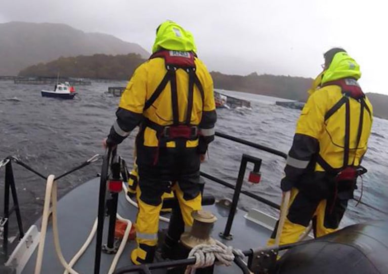 Oban RNLI approaching the broken down fishing boat in Loch Etive