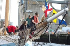 The always-absorbing world of a traditional sailing ship – students from Cork Life Centre get busy with Ilen Facilitator Chelsea Canavan during the vessel’s recent participation in Cork Mental Health Festival