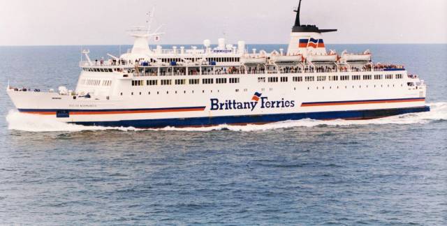 ONCE-ONLY VISIT: On this date 25 years ago took place the one and only visit to Cork Harbour of Duc de Normandie, a Brittany Ferries ship. Such a scenario is particularly rare in Irish ferry terms.