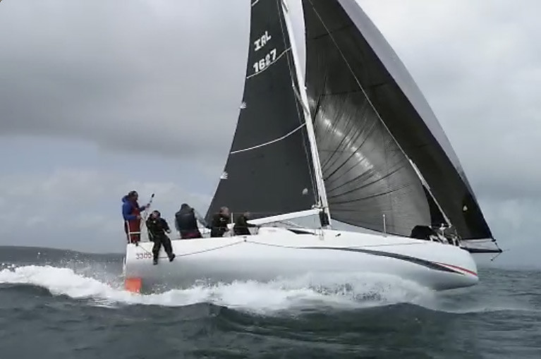 Jeanneau Sunfast 3300 Hits 15-Knots During Round Ireland Training VIDEO!