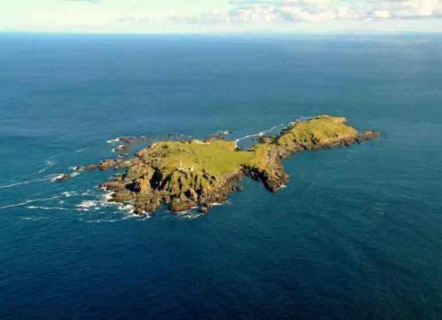Northern isle – Inishtrahull off the Donegal coast is where the tides resume a major role in the Round Ireland race