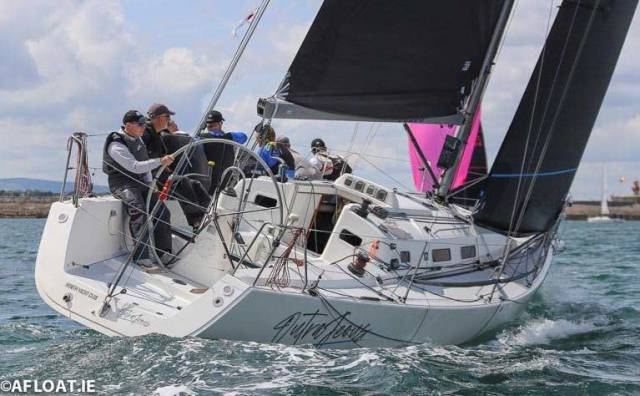 The J109 'Outrageous' with UK Uni Titanium Main and Non overlapping J1 headsail —notice how far inhauled it is
