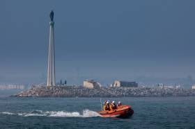 Dun Laoghaire RNLI&#039;s inshore lifeboat in exercise at Bull Island