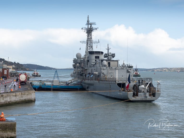 Cobh&#039;s cruiseship berth proved ideal for the visiting French Naval Frigate Latouche-Tréville