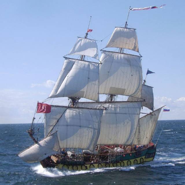 The Russian frigate “The Shtandart” which will sail into Drogheda Port this Summer