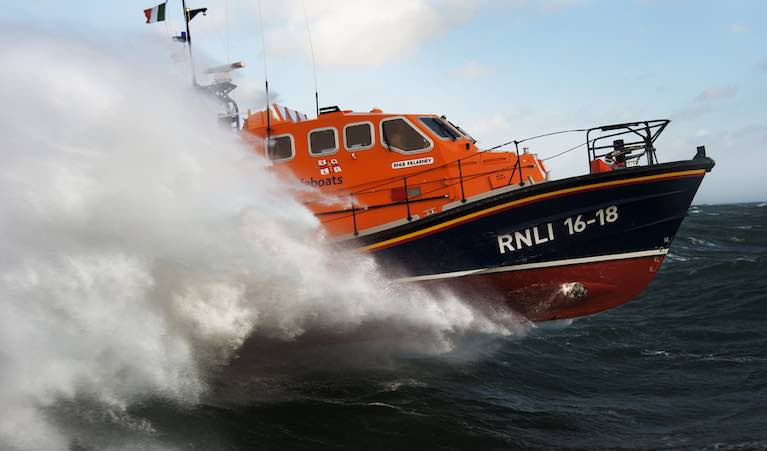 Family Whose Great-Grandfather was Recognised for Lifesaving Rescue Pay Tribute to Kilmore Quay RNLI