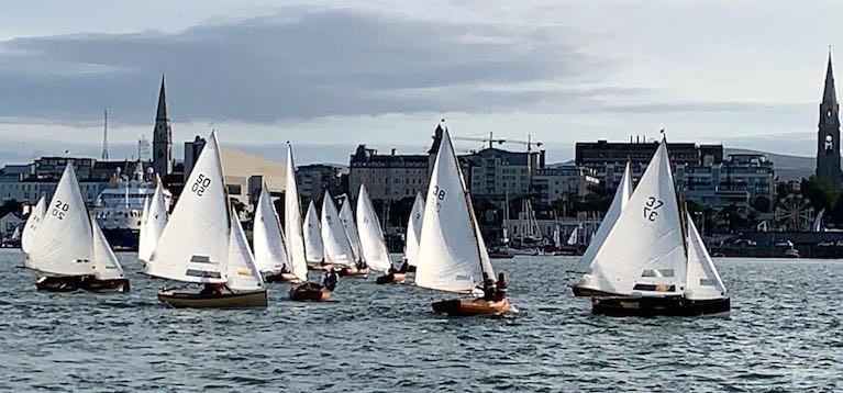 Getting their strength back. In yesterday’s pet evening at the end of a classic ridge day, the Dublin Bay Water Wags had their best turnout so far in this shortened season, with 25 boats lining up for two races