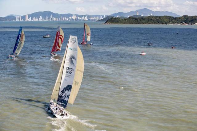 Practice racing during the Itajaí stopover yesterday, Thursday 19 April