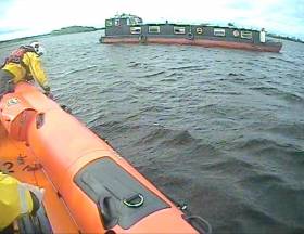 Lough Ree RNLI assisting the 56ft barge near Blackwood Point