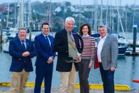 Bobby Nash, Sovereigns Cup Regatta Director holding the Michelle Dunne Prix d&#039; Elegance trophy with Kinsale Yacht Club Commodore Dave O&#039;Sullivan; Brian Goggin and Hellen Kelly from sponsors O&#039;Leary Life and celebrity chef Martin Shanahan of Kinsale&#039;s award-winning Fishy Fishy restaurant pictured at the launch of the O&#039;Leary Life Sovereign&#039;s Cup at Kinsale Yacht Club