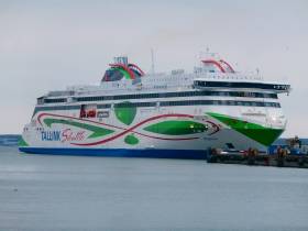 The Connecting Europe Conference takes place in Tallinn beginning tomorrow. Afloat adds that the Estonian shipping company Tallink among its fleet operates the new MS Megastar delivered in early 2017 on the service linking Helsinki, Finland. The €230 million cruiseferry is the first in the fleet to use liquefied natural gas (LNG) as fuel.