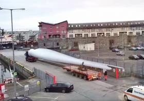Still from the time lapse video showing one of the massive turbine blades on Galway&#039;s dockside
