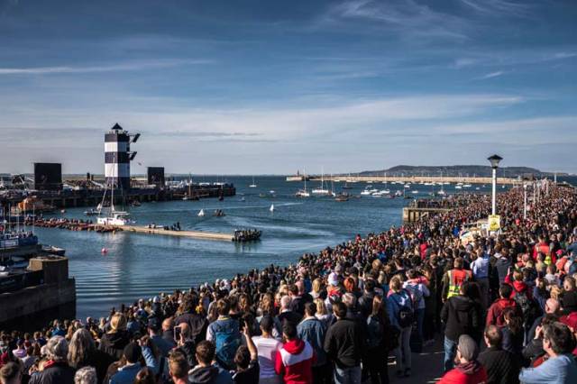 An estimated 145,000 watched the Red Bull Series at Dun Laoghaire