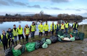 Volunteers from Seagate in Derry took part in a bank clean-up downstream of the Strabane Canal, removing close to 30 bags worth of rubbish