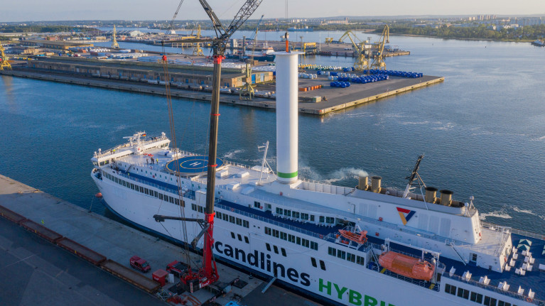 Norsepower is supporting Danish based ferry operator Scandlines in its goal of being emission-free with the installation of a RotorSail on the hybrid ferry M/V Berlin. Above installation of the rotor sail on sister MV Copenhagen which took place in 2020. 