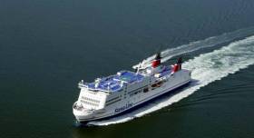 Competing ferries, Stena Adventurer and Norbank on the Irish Sea that serve on &#039;land-bridge&#039; routes via the UK.