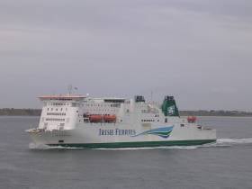 This morning Isle of Inishmore resumed Rosslare-Pembroke service, following routine annual drydocking at Cammell Laird, Birkenhead on Merseyside. The twin funnelled cruiseferry in 2018, will mark 21 years in operation for the Irish Ferries ship seen underway off the Wexford coast and bound for south Wales. 